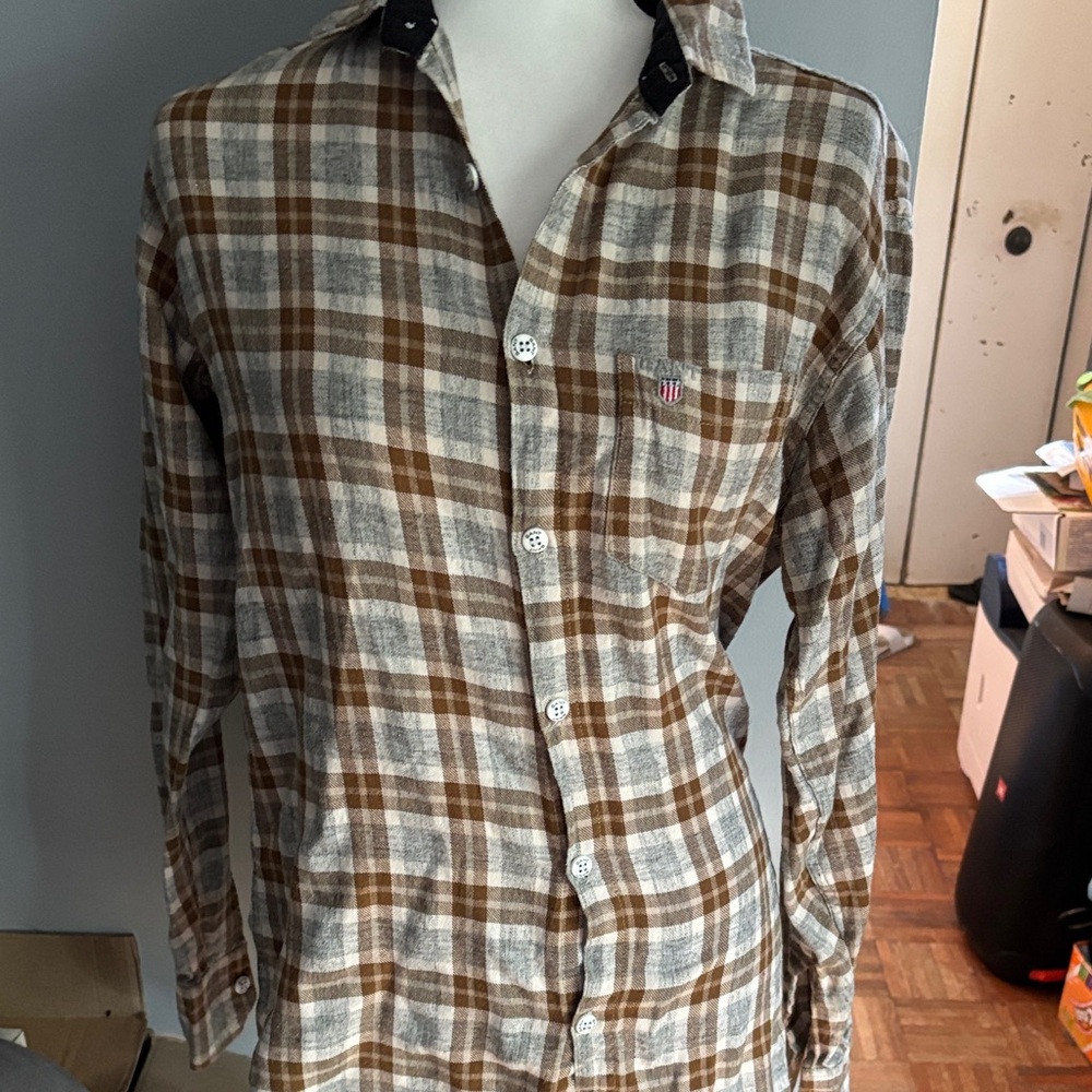 Gant Men's Casual Plaid Shirt in Brown and White
